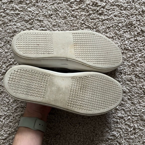 Gray Steve Madden Sneakers - Picture 4 of 6